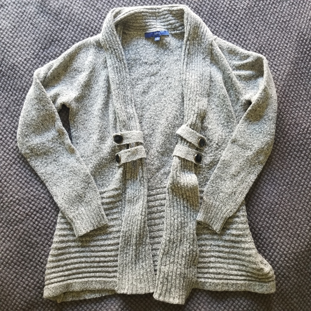 🛍Marbled Grey Knit Medium Sweater EUC Apt 9